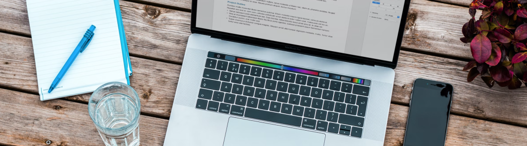 Should You Get Your Logo Designed By A Freelancer or An Agency?