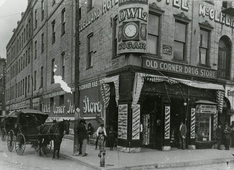 black and white photo of building