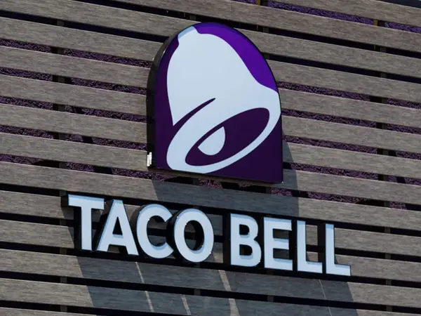 taco bell logo on side of building