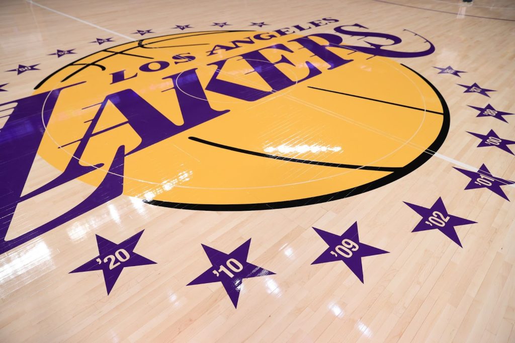 lakers logo